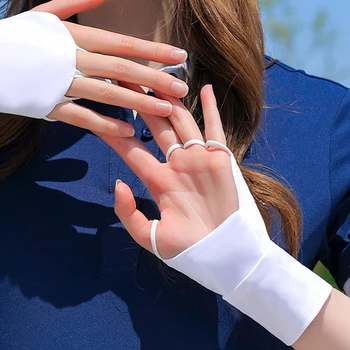 Женские спортивные перчатки Прохладные дышащие солнцезащитные УФ-защитные перчатки для гольфа Ice Silk с резинкой для ладоней для занятий на открытом воздухе