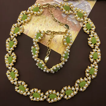 Западная средневековая форма листа, микро-жемчужина, настоящее позолоченное ожерелье, браслет с гравировкой, выглядят свежо и ожерелье-браслет