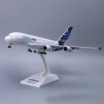 Масштаб 1: 200, Материал Abs, имитирующий авиационный лайнер Airbus A380-800 С шасси, может быть собран Дисплей модели самолета